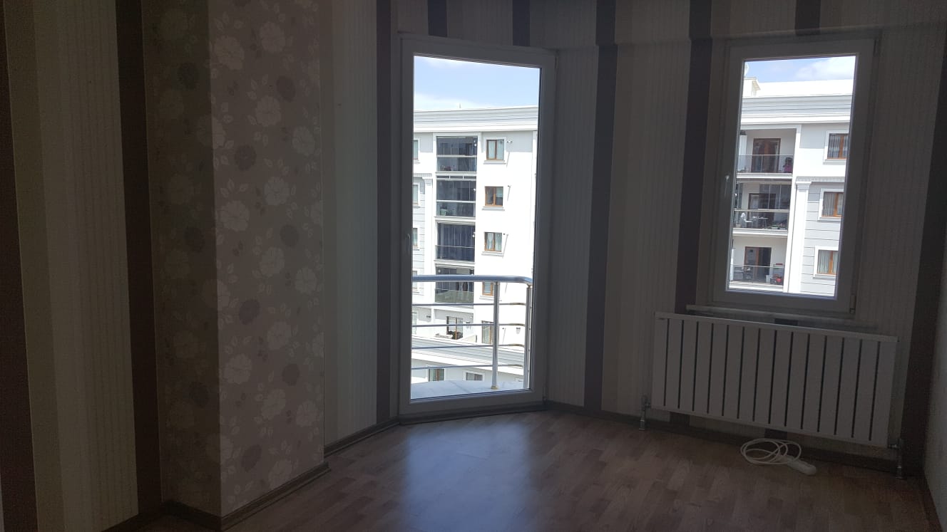 Kiralık Daire, İstanbul / ESENYURT / CUMHURİYET