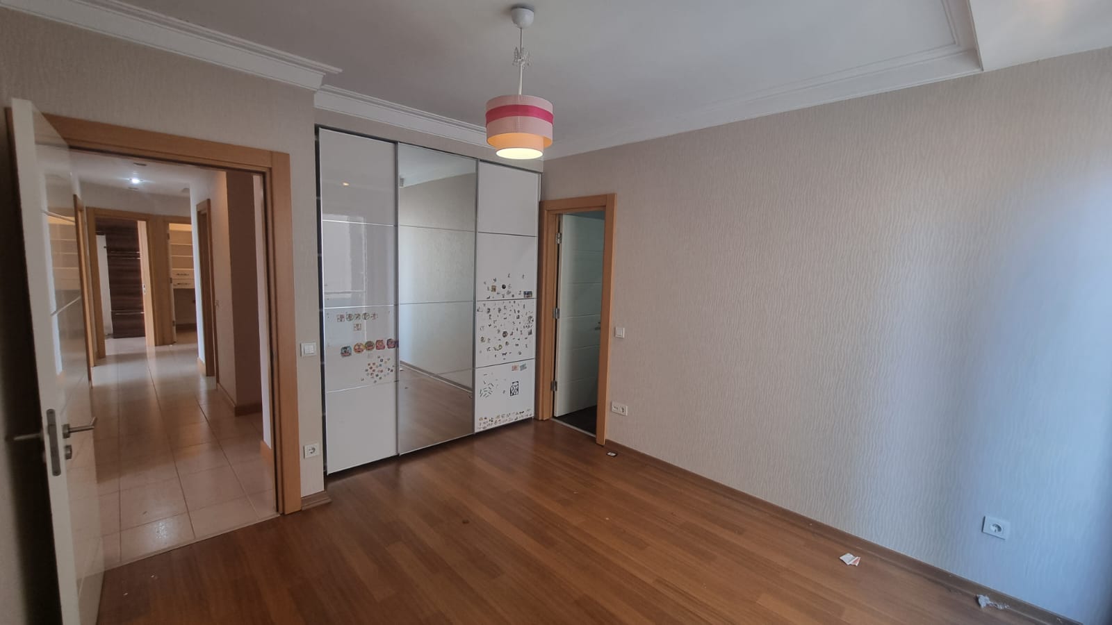 Kiralık Daire, İstanbul / ESENYURT / CUMHURİYET