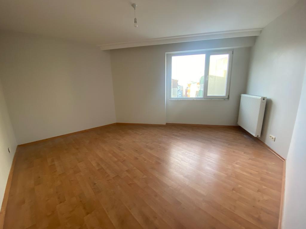 Kiralık Daire, İstanbul / ESENYURT / CUMHURİYET