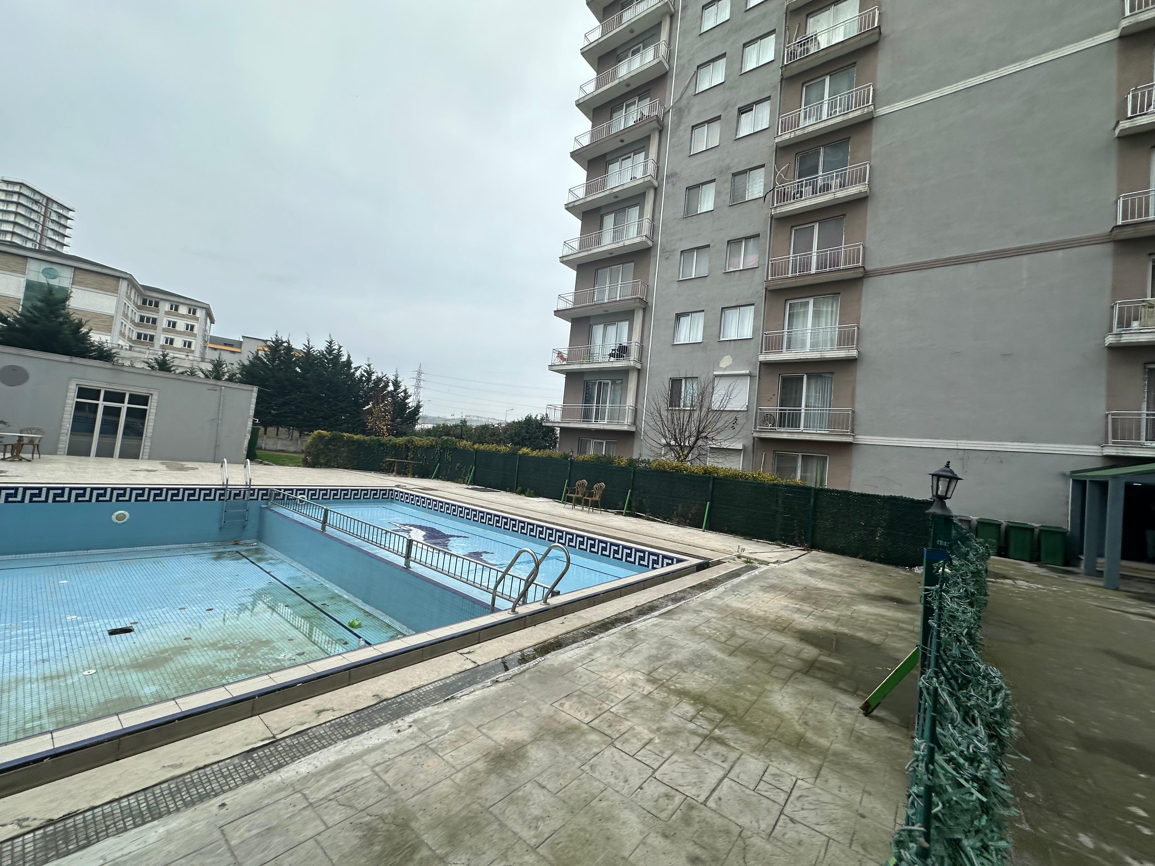 Kiralık Daire, İstanbul / ESENYURT / PİRİREİS