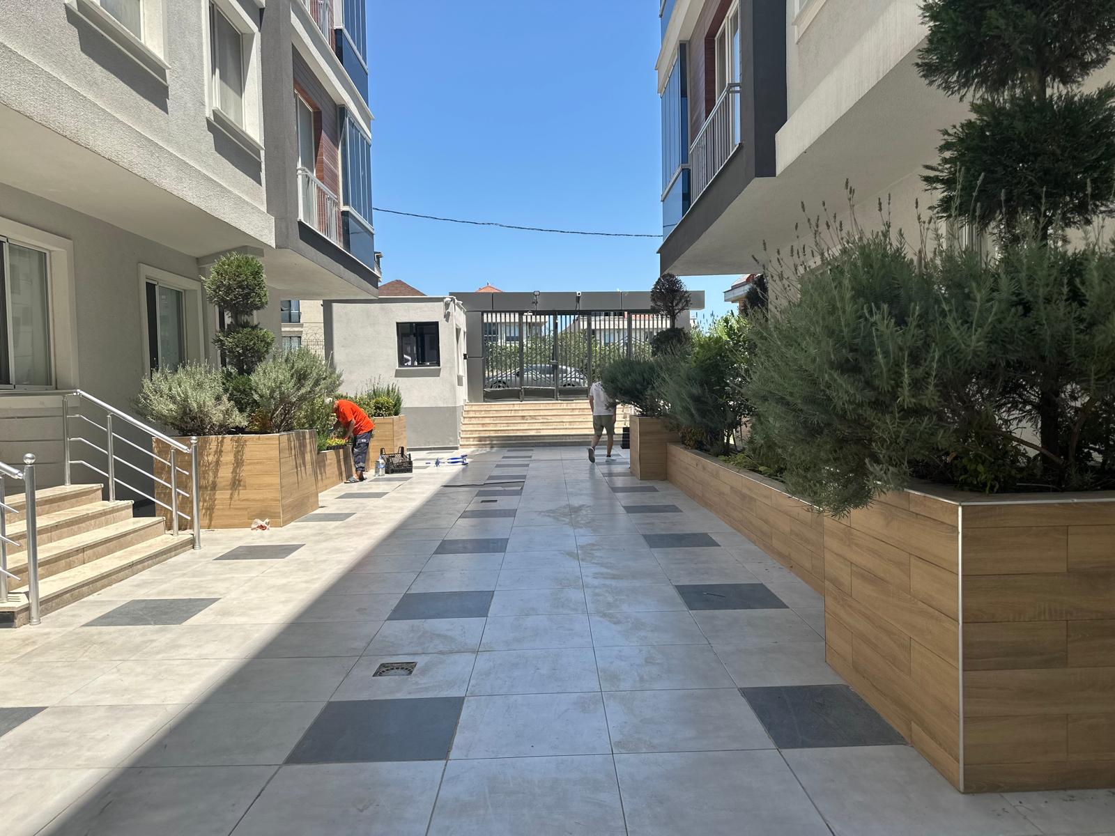 Kiralık Daire, İstanbul / KAVAKLI / KAVAKLI