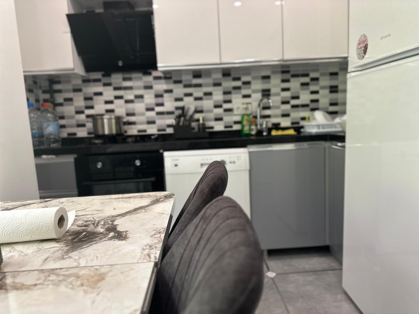 Kiralık Daire, İstanbul / KAVAKLI / KAVAKLI