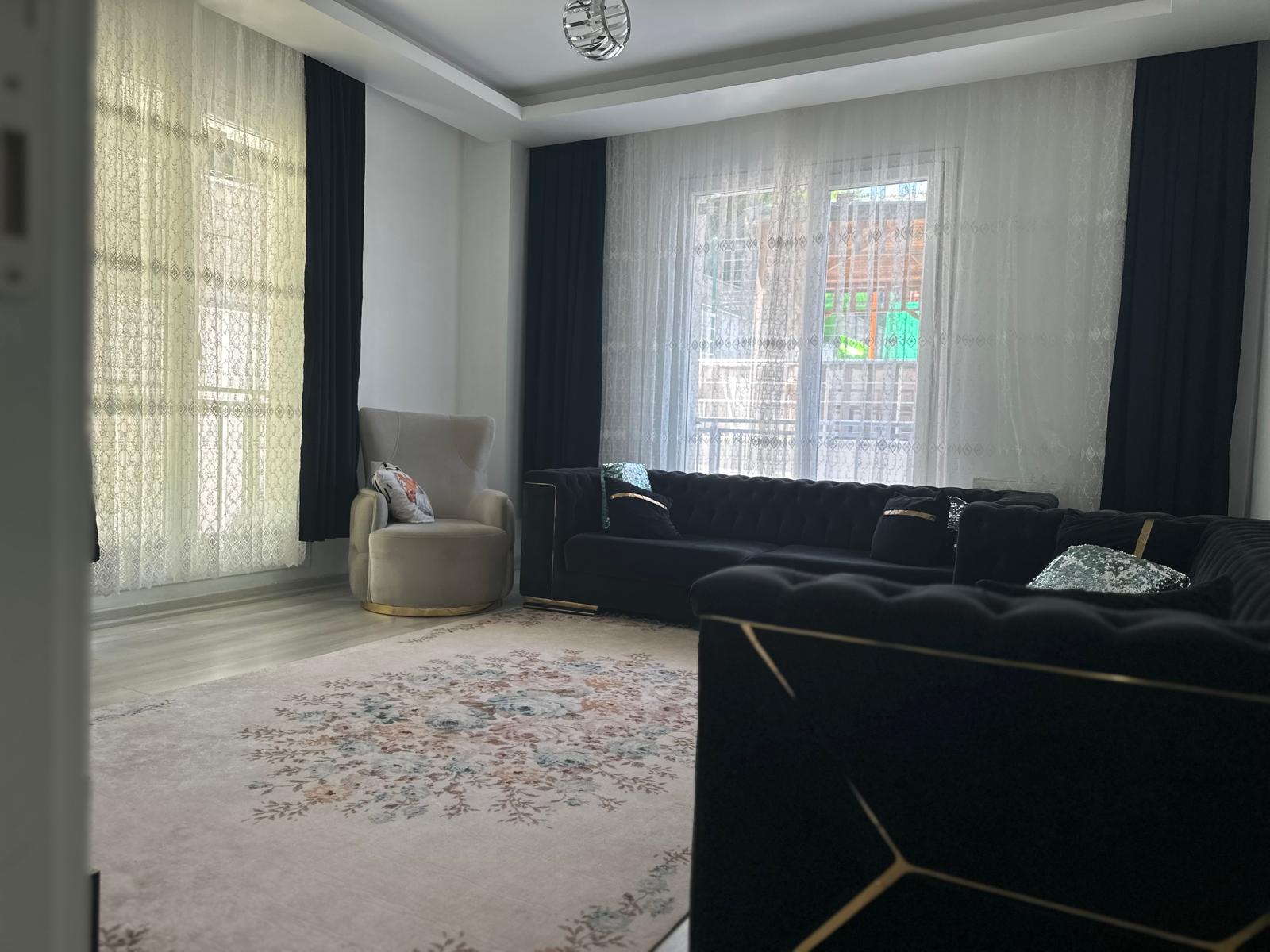 Kiralık Daire, İstanbul / KAVAKLI / KAVAKLI