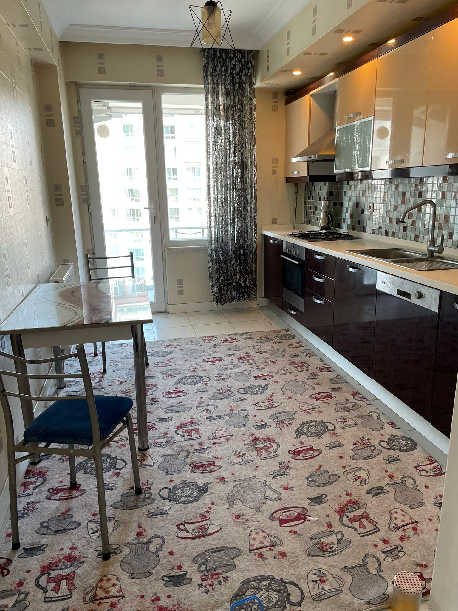 Kiralık Daire, İstanbul / ESENYURT / CUMHURİYET