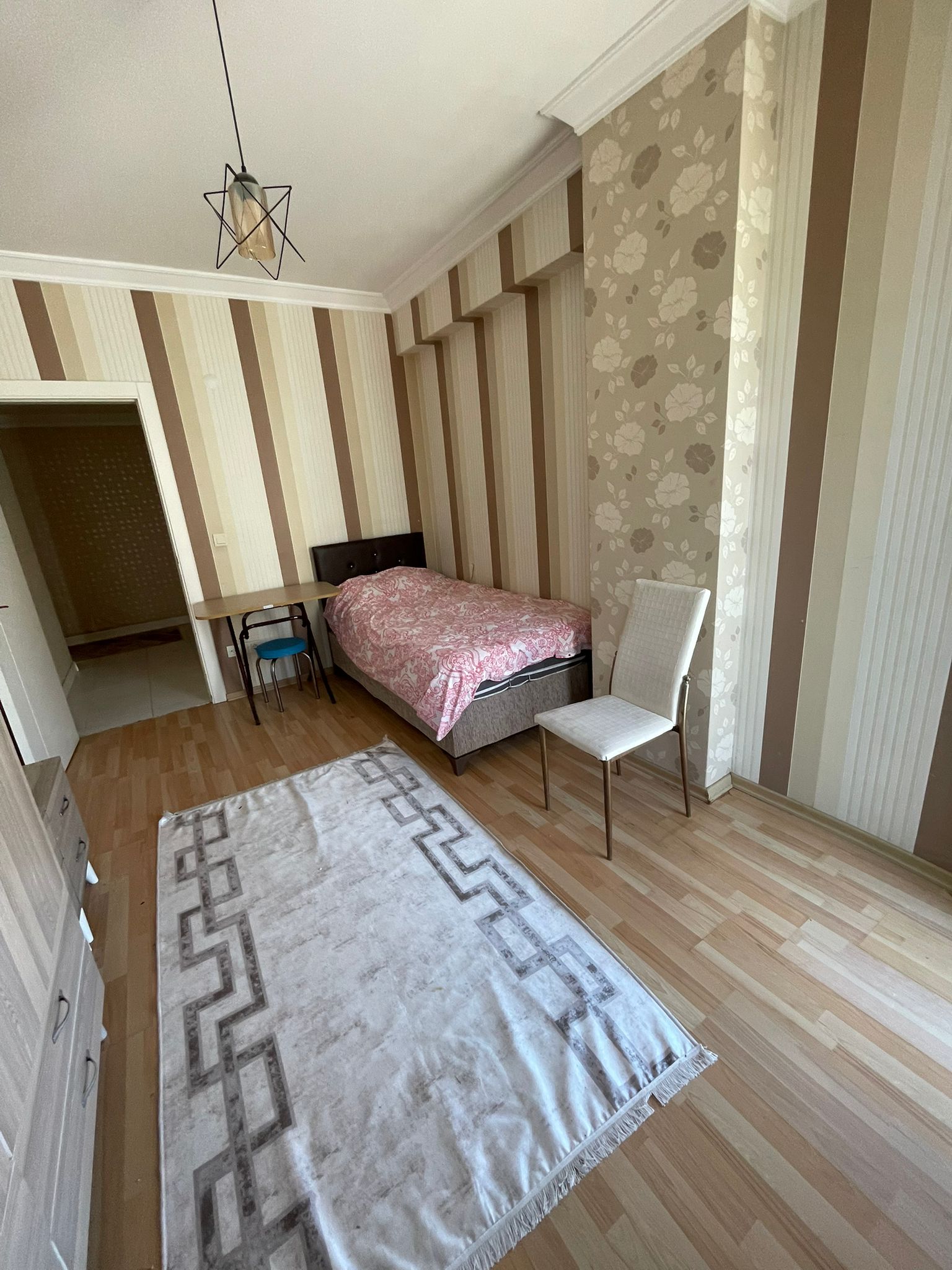 Kiralık Daire, İstanbul / ESENYURT / CUMHURİYET