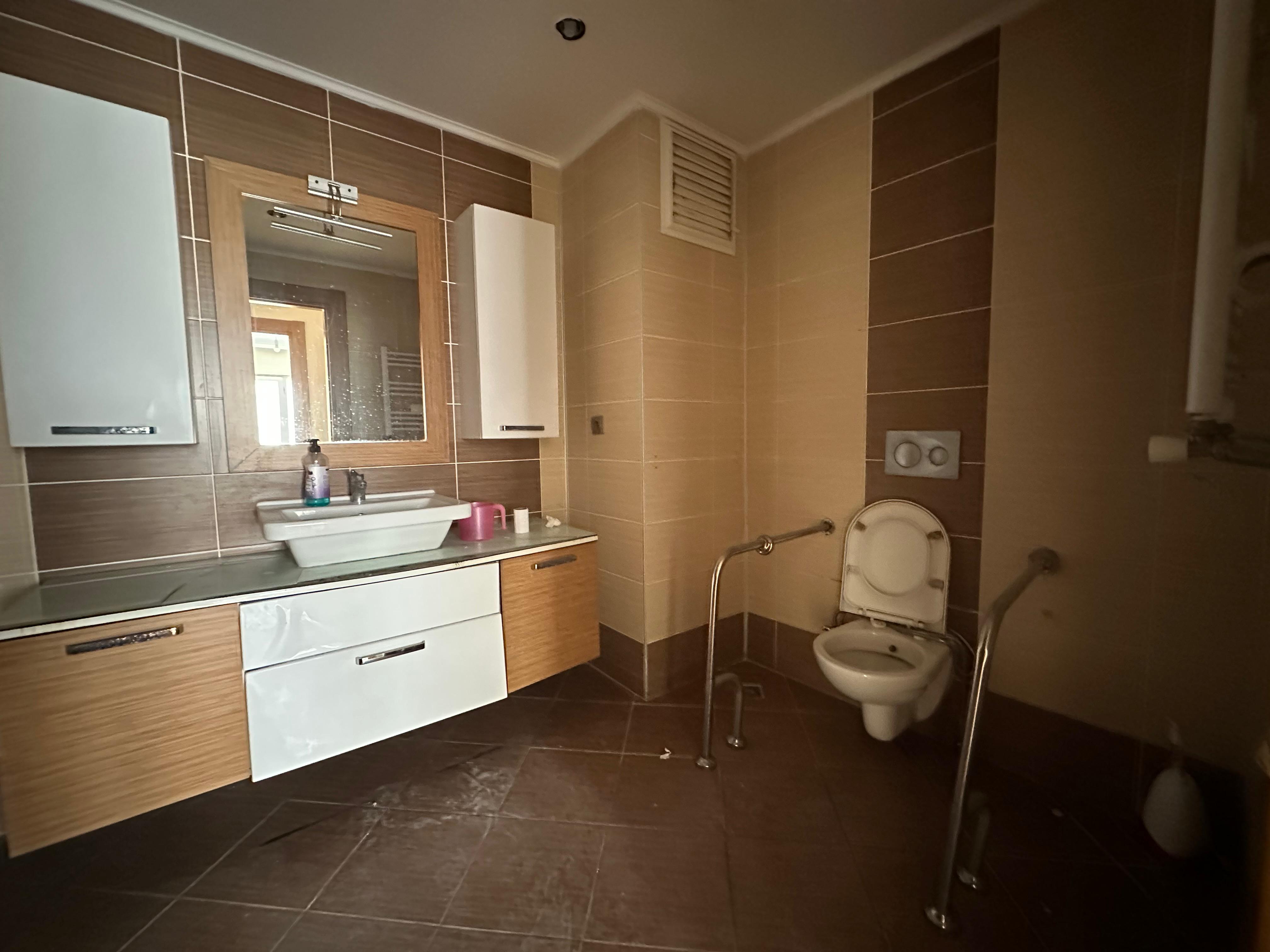 Satılık Daire, İstanbul / CUMHURİYET