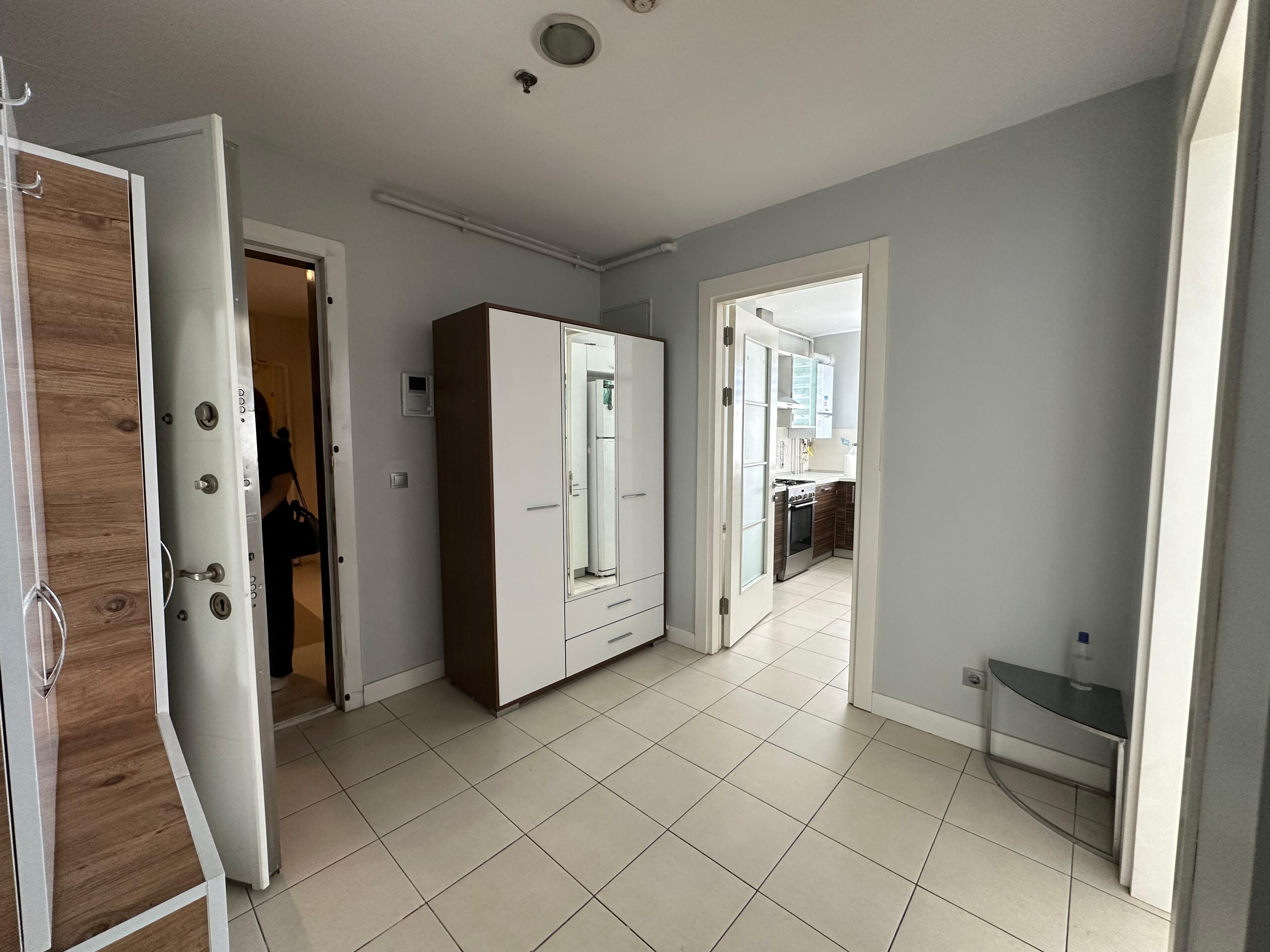 Kiralık Daire, İstanbul / ESENYURT / CUMHURİYET