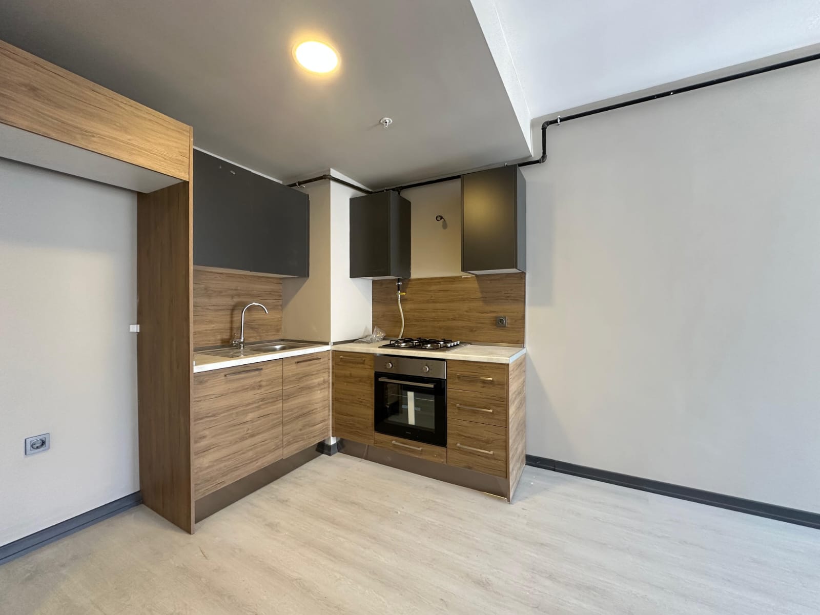 Kiralık Daire, İstanbul / GÖKEVLER