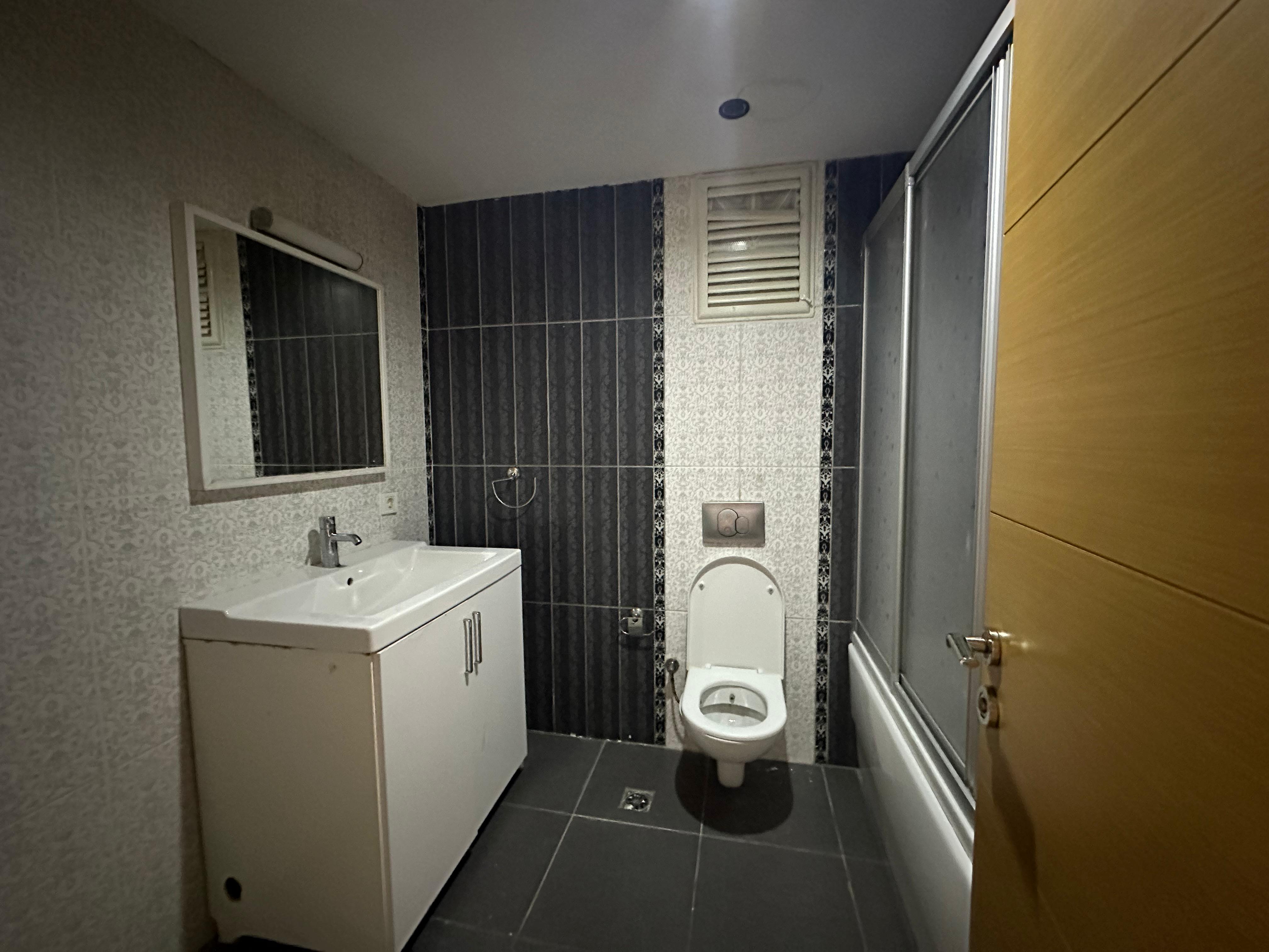 Kiralık Daire, İstanbul / ESENYURT / CUMHURİYET