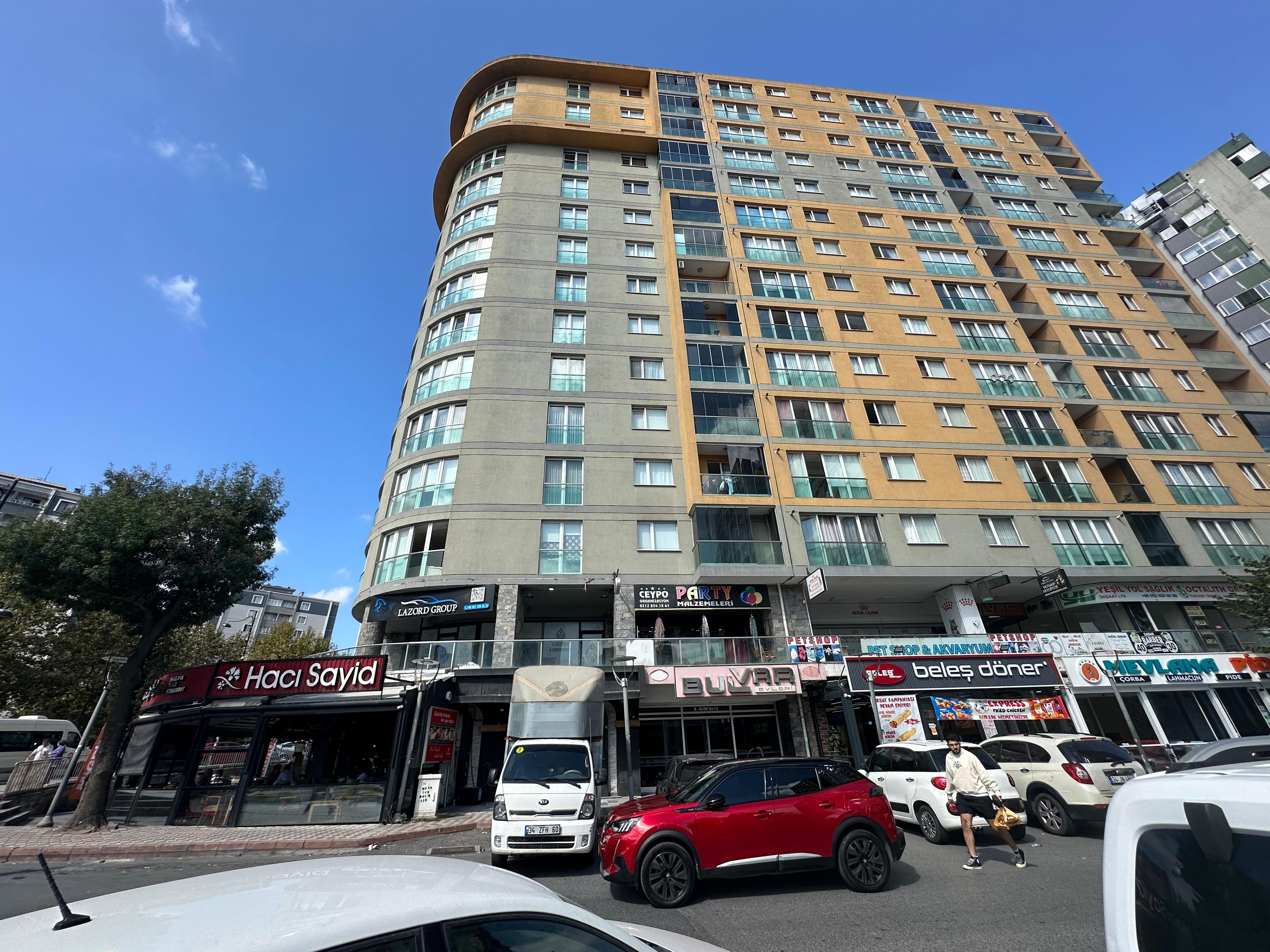 Kiralık Daire, İstanbul / ESENYURT / CUMHURİYET