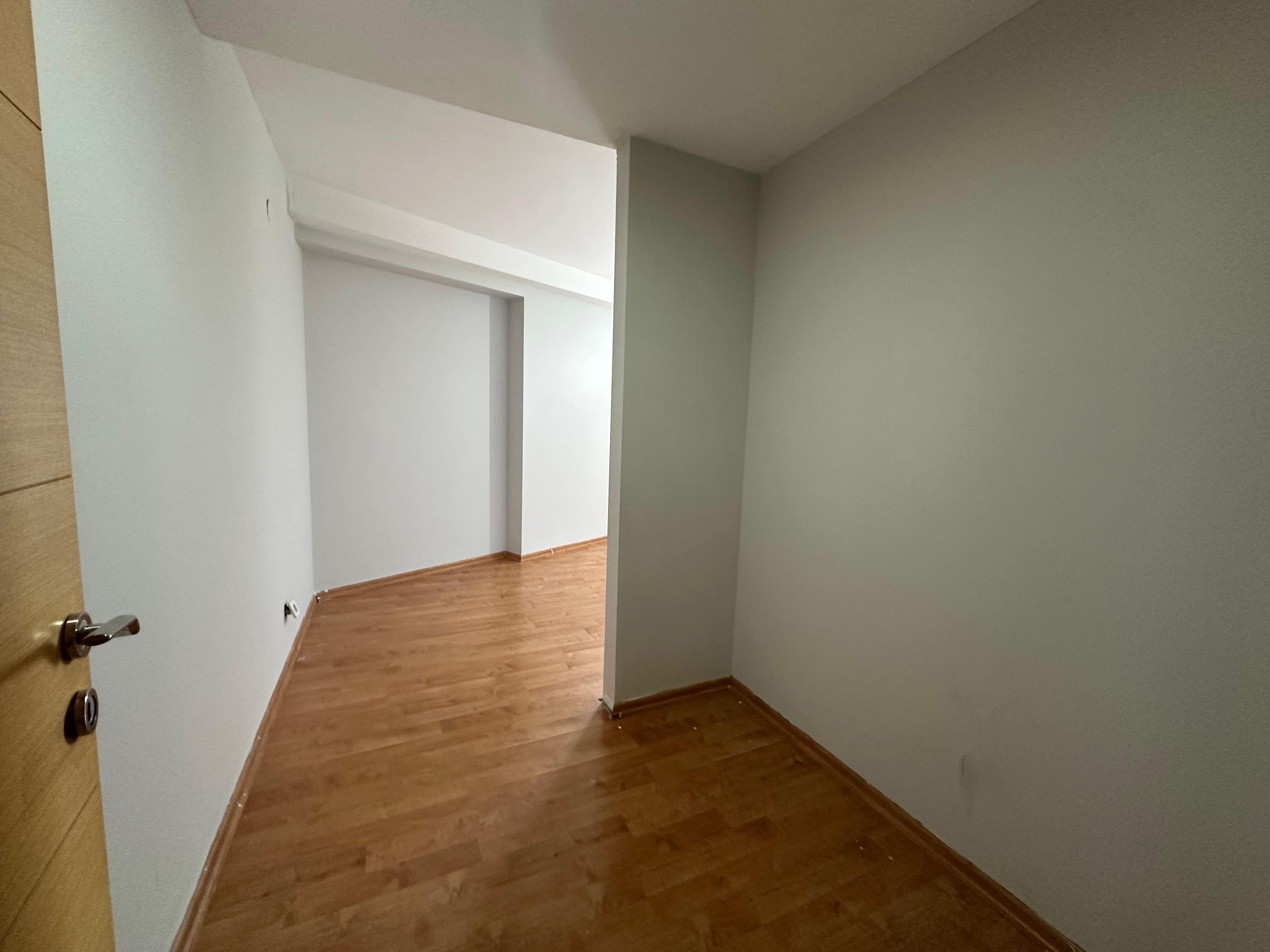 Kiralık Daire, İstanbul / ESENYURT / CUMHURİYET