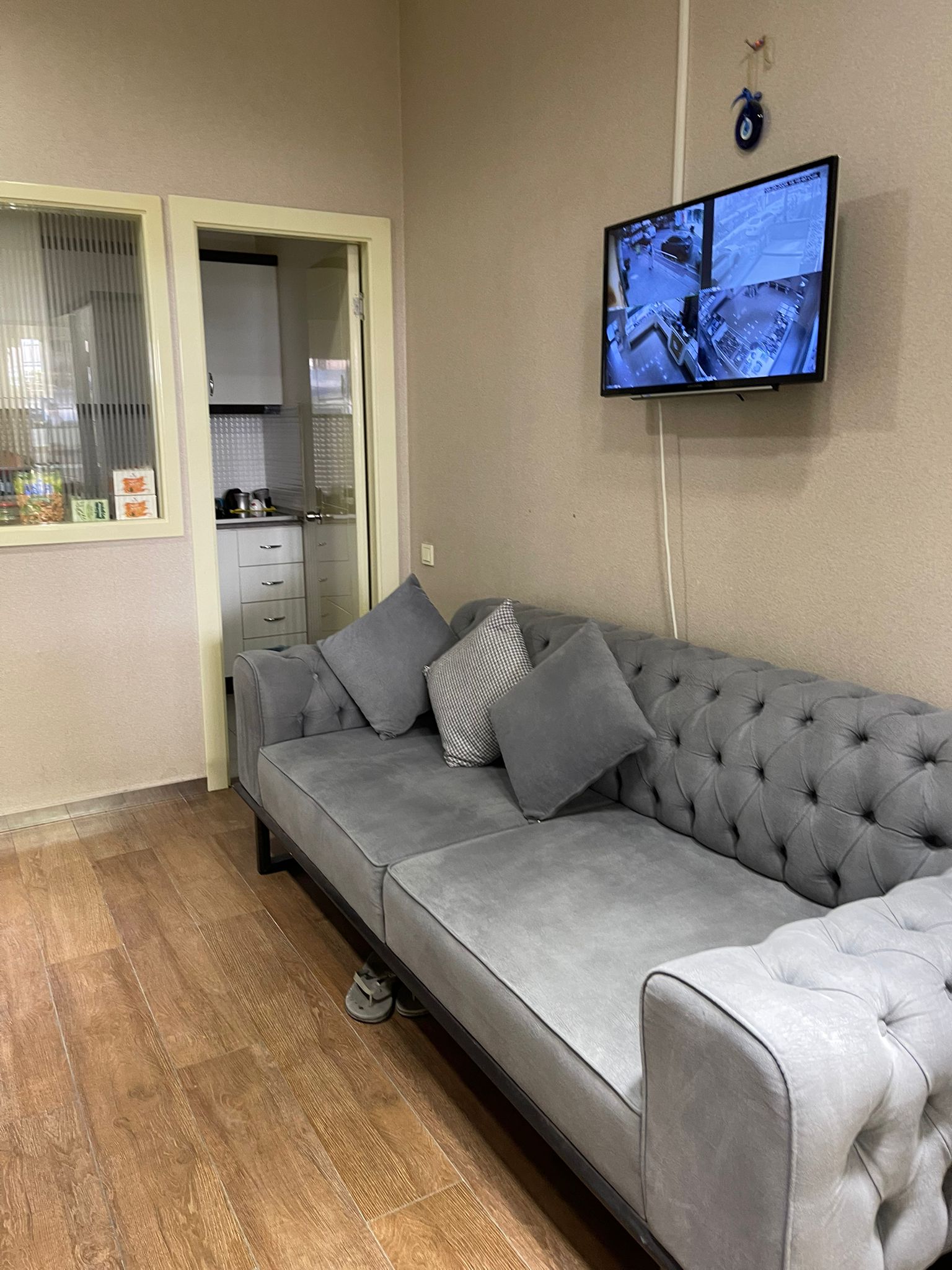 Kiralık Dükkan, İstanbul / ESENYURT / CUMHURİYET