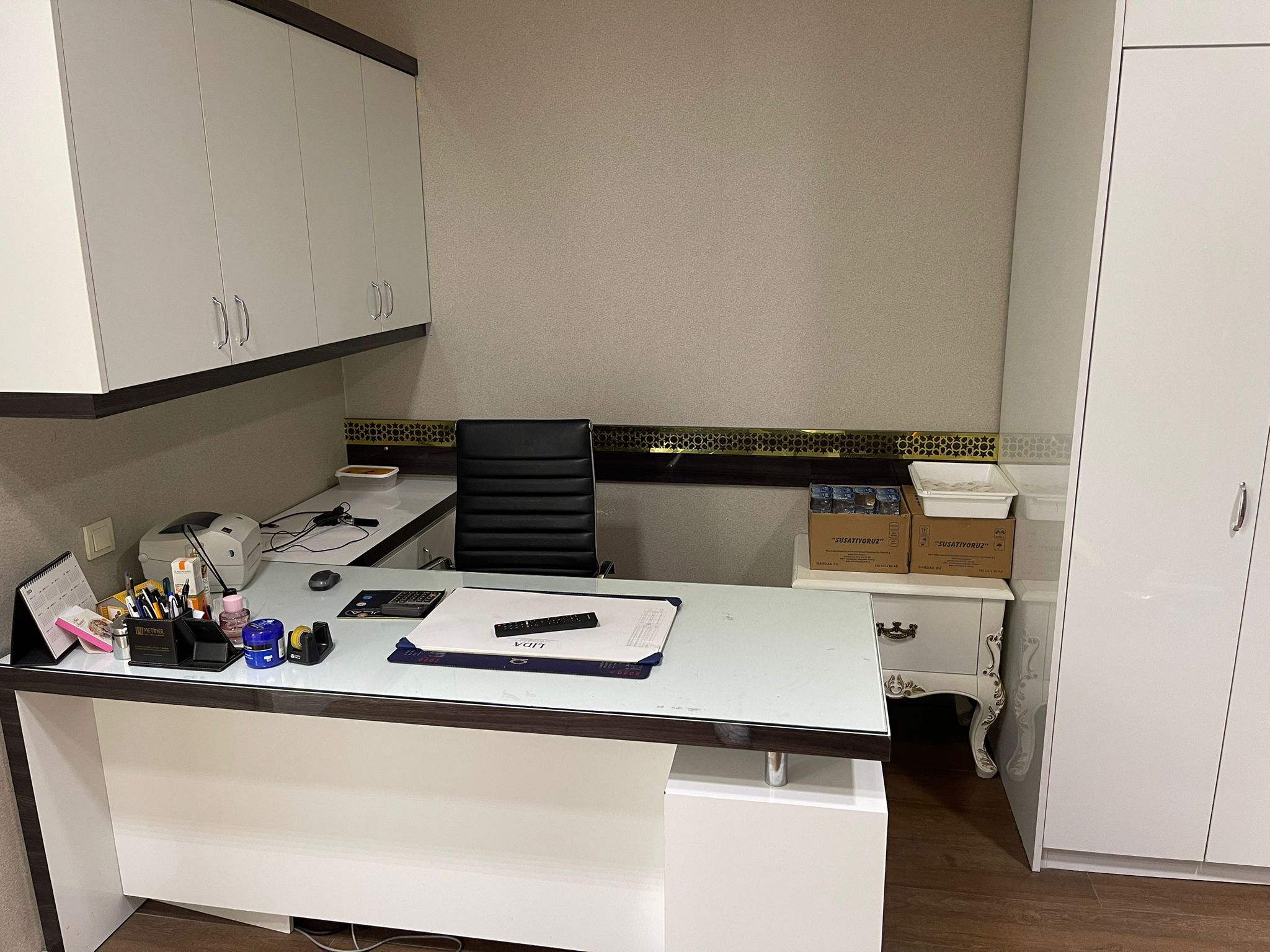 Kiralık Dükkan, İstanbul / ESENYURT / CUMHURİYET