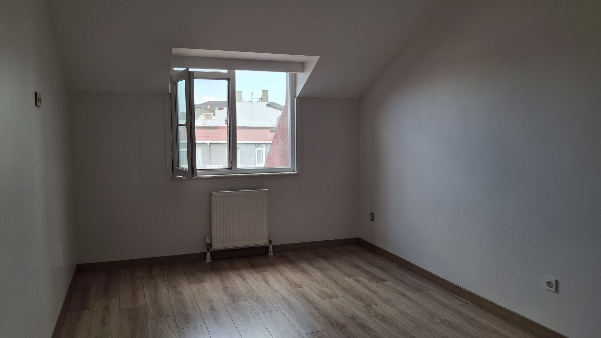 Kiralık Daire, İstanbul / GÜRPINAR / DEREAĞIZI