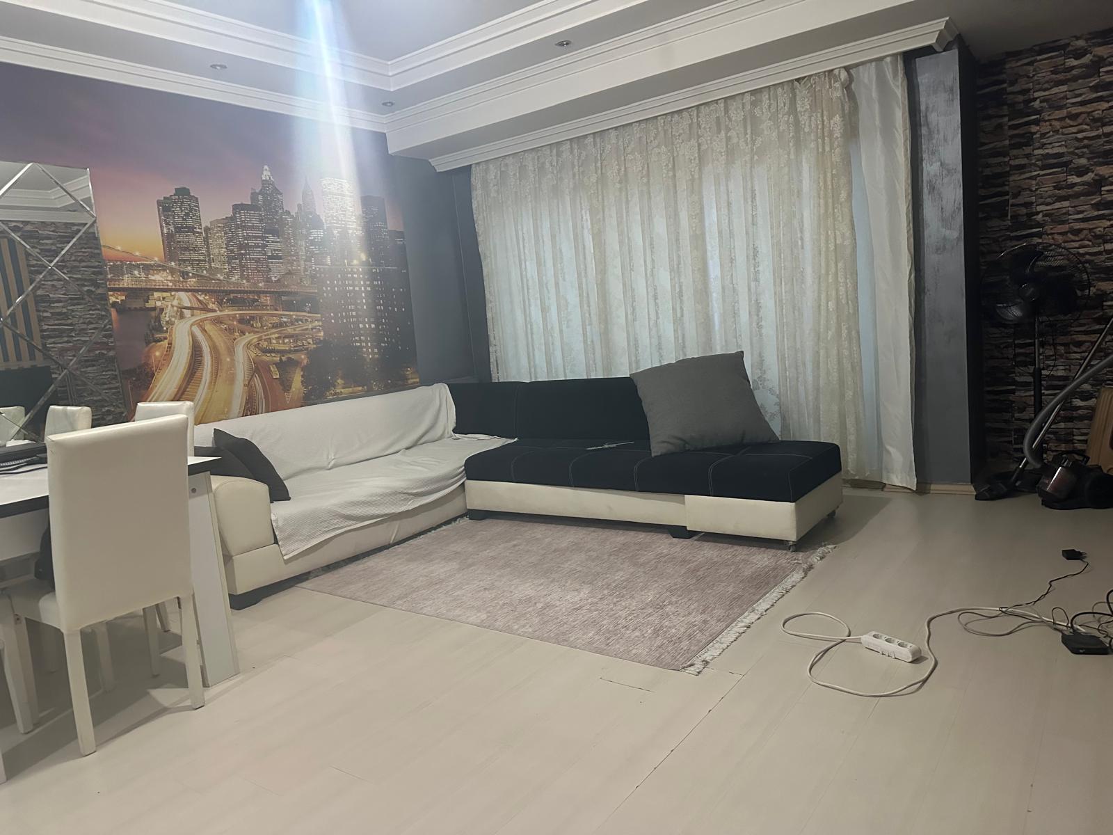 Kiralık Daire, İstanbul / CUMHURİYET
