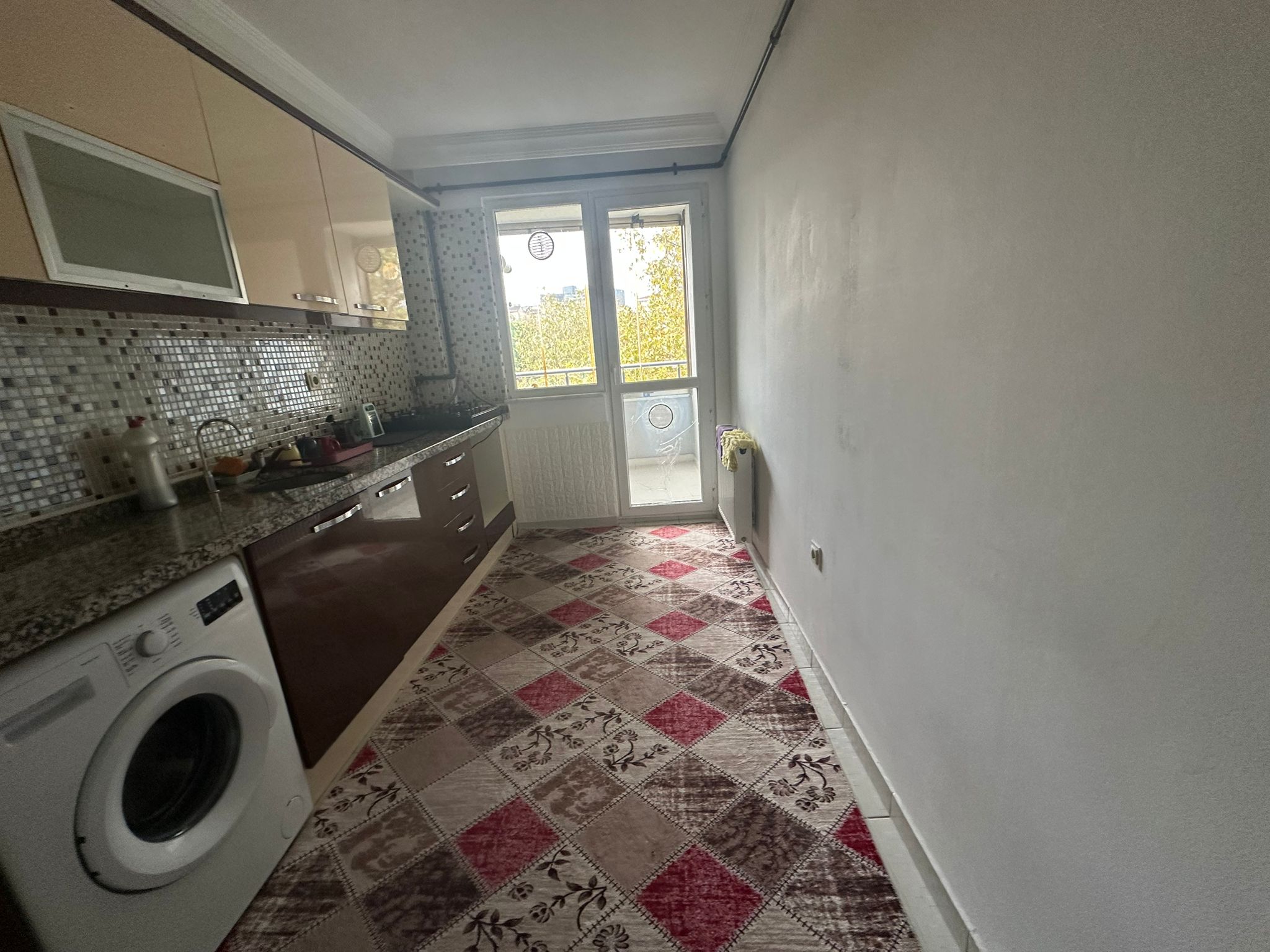 Kiralık Daire, İstanbul / ESENYURT / BALEKYOLU