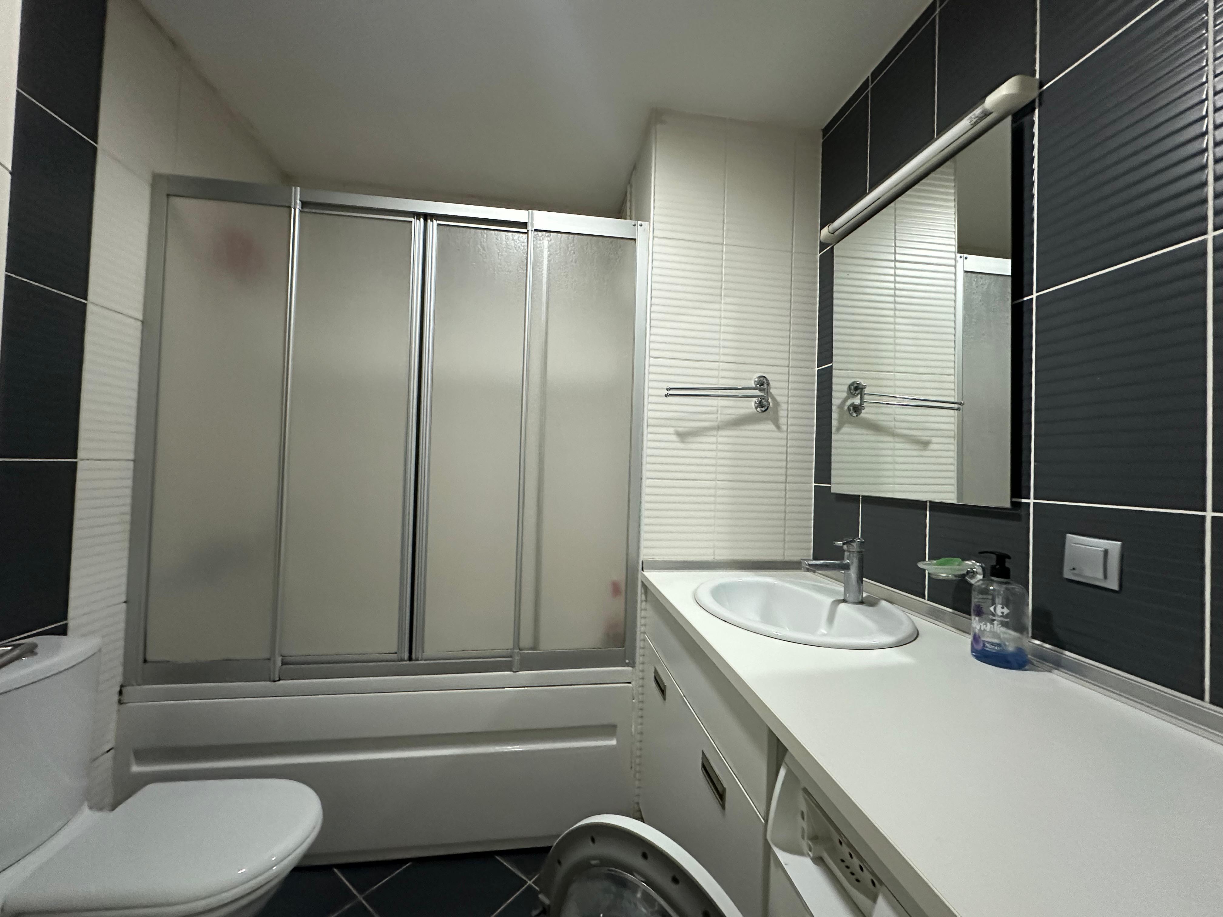 Kiralık Daire, İstanbul / CUMHURİYET