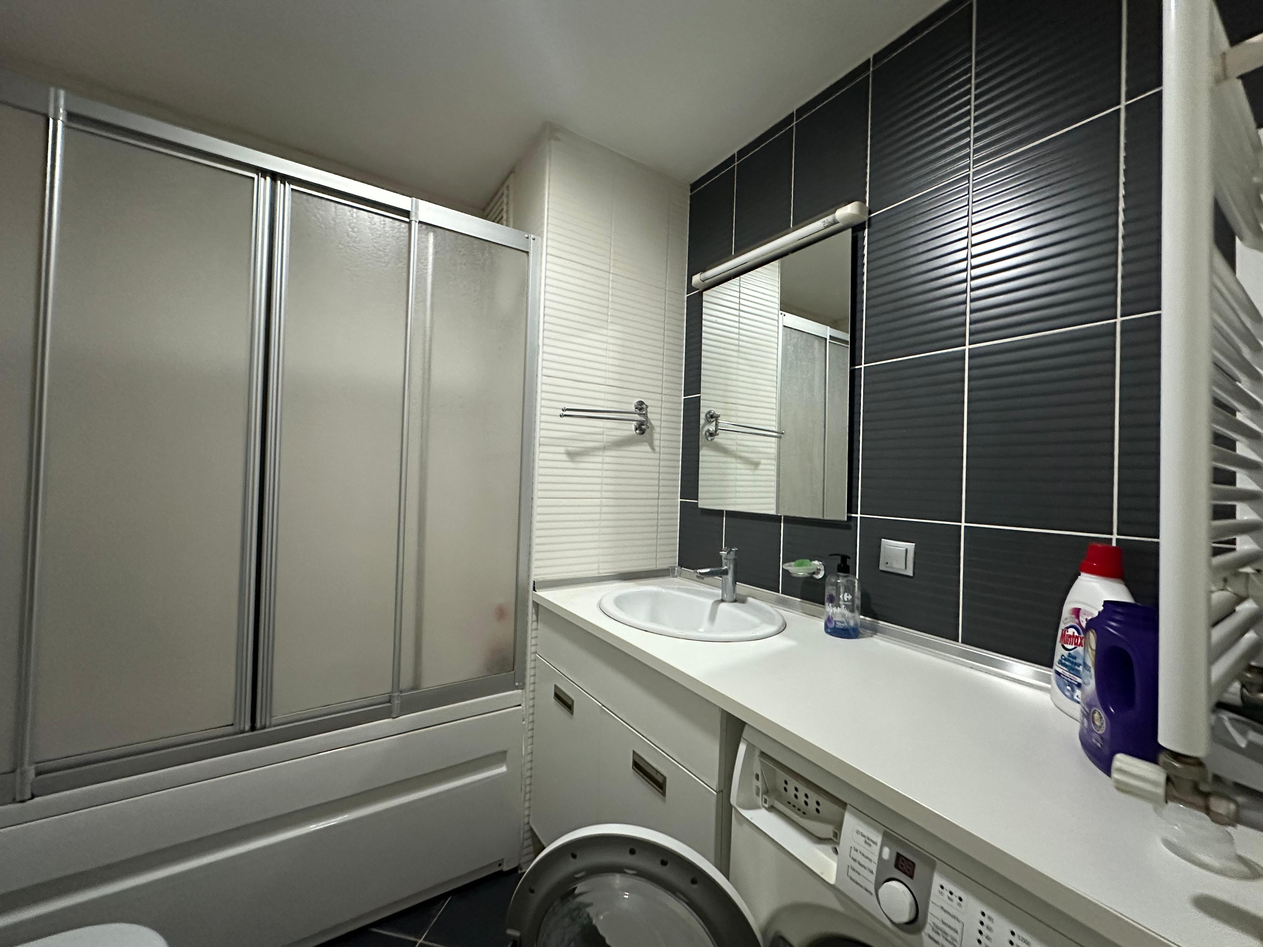 Kiralık Daire, İstanbul / CUMHURİYET