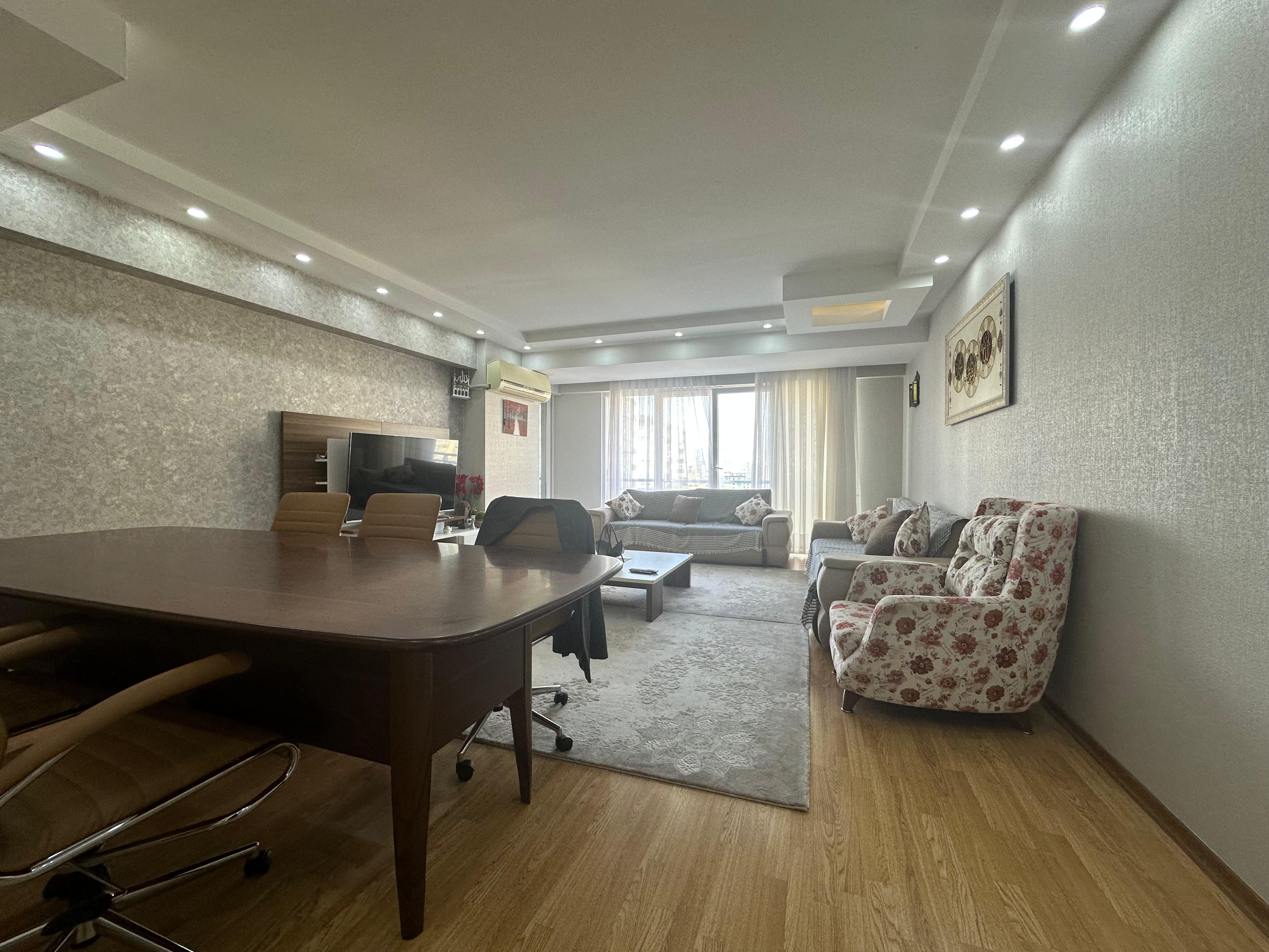 Satılık Apartman, İstanbul / MEVLANA