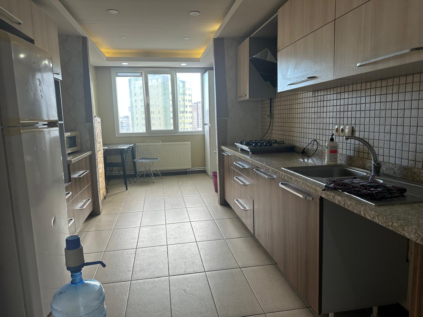 Kiralık Daire, İstanbul / CUMHURİYET