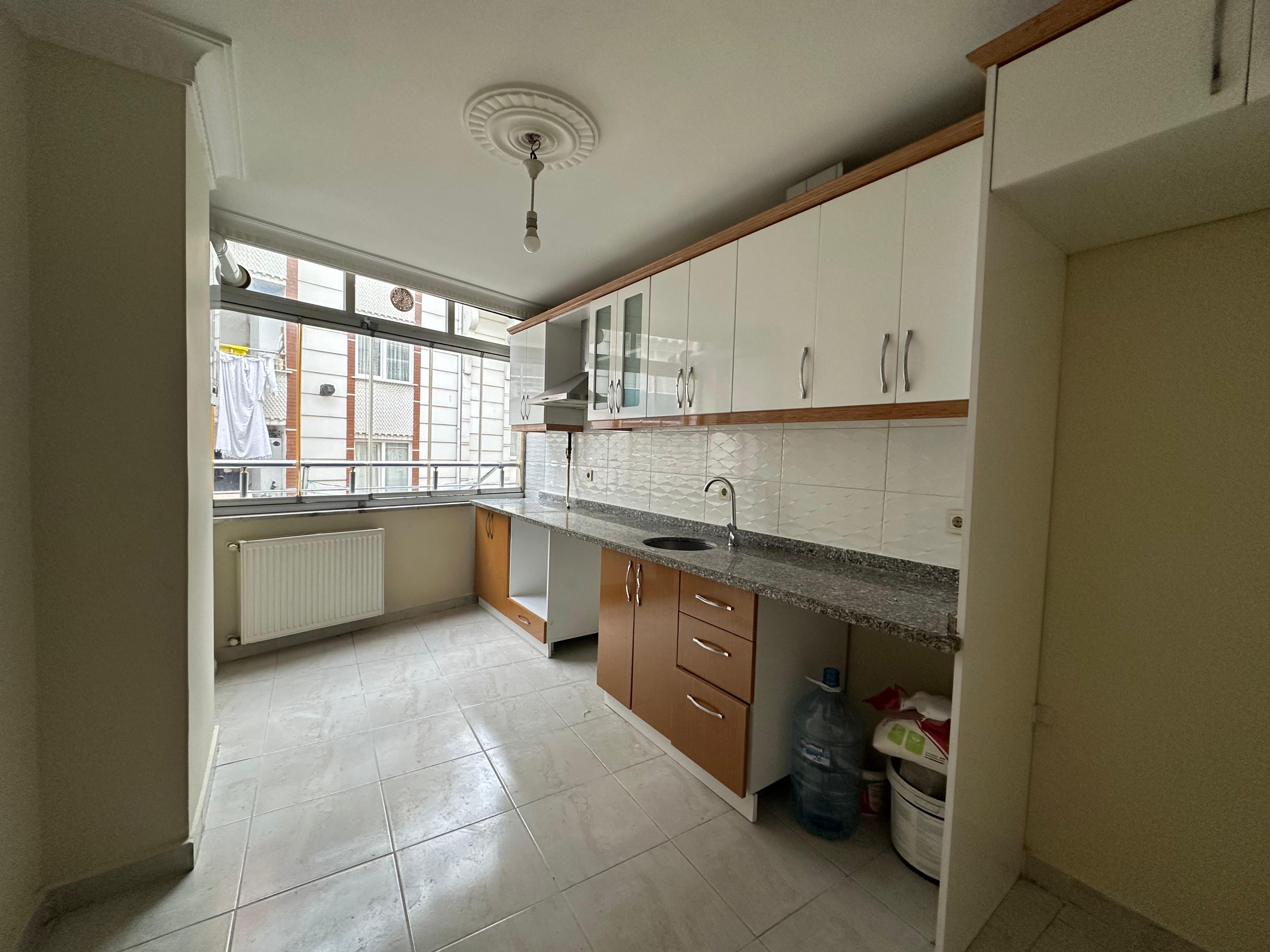 Kiralık Daire, İstanbul / ESENYURT