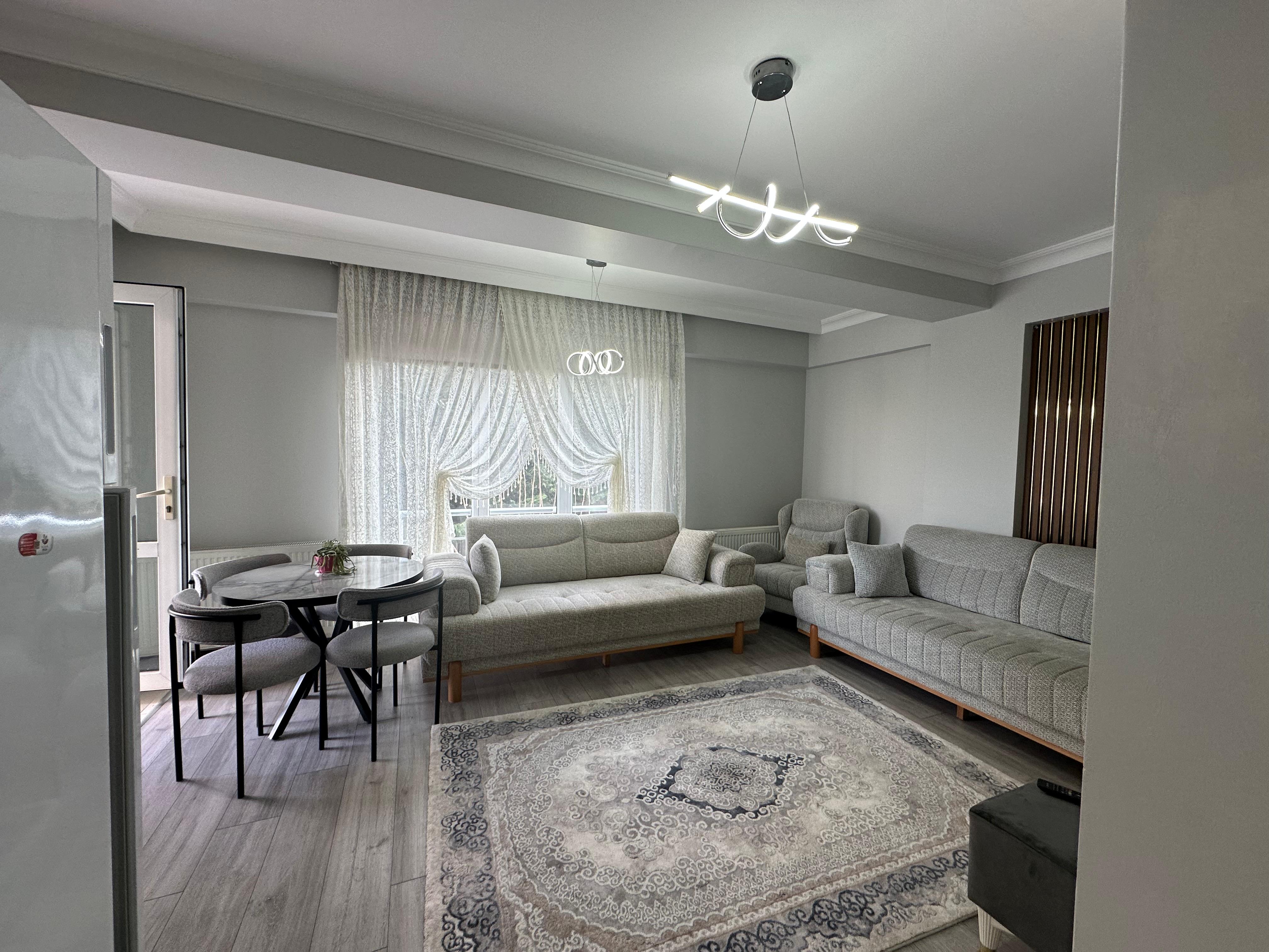 Kiralık Daire, İstanbul / ESENYURT / PİRİREİS