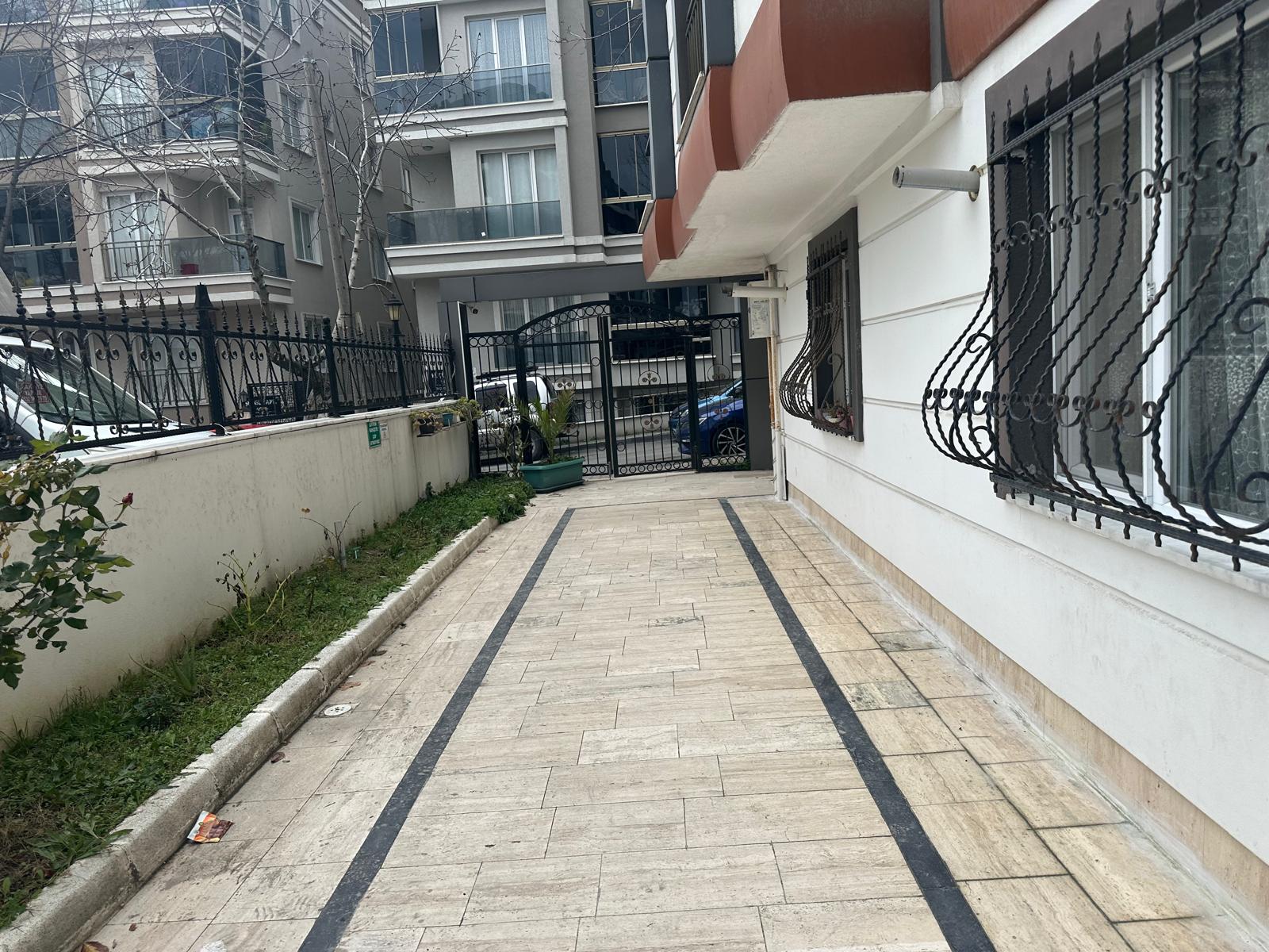 Kiralık Daire, İstanbul / (M)BEYLİKDÜZÜ / GÜRPİNAR