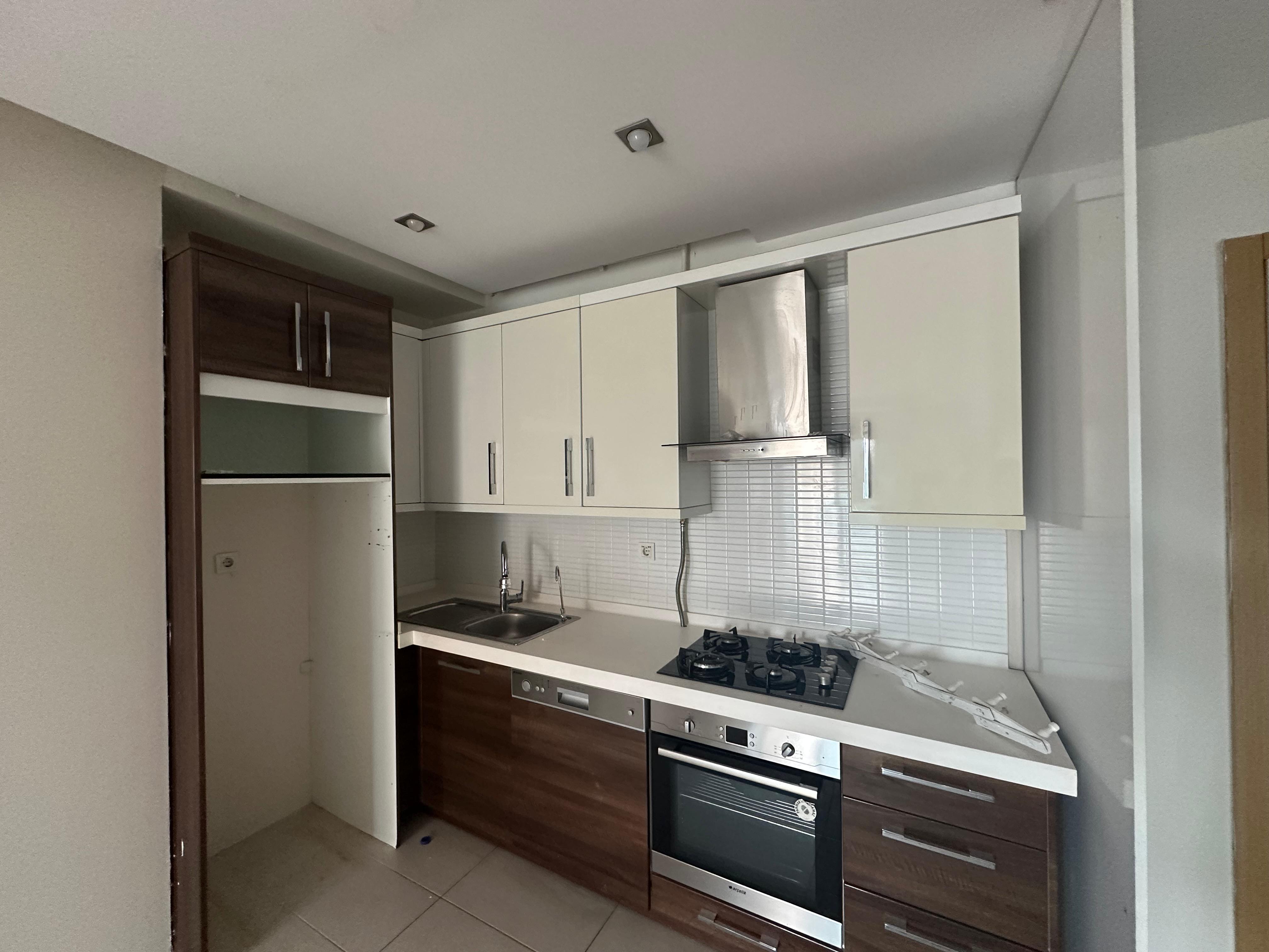 Kiralık Daire, İstanbul / ESENYURT / CUMHURİYET