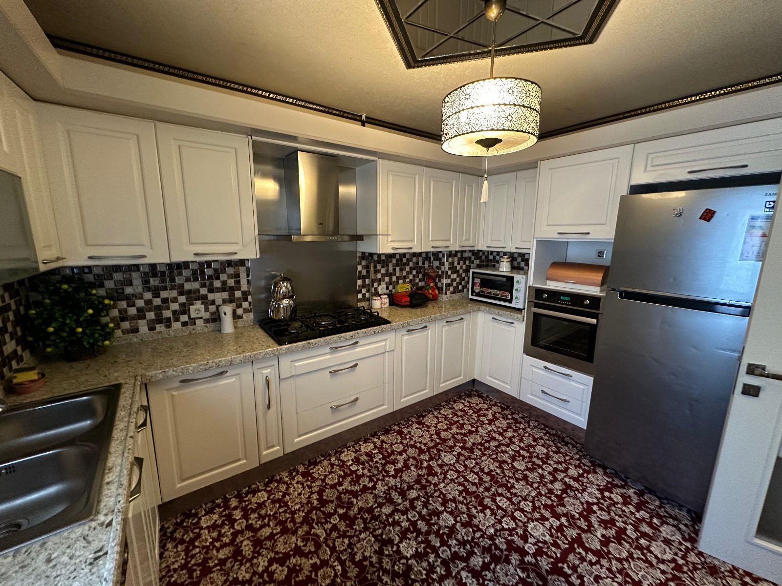 Kiralık Daire, İstanbul / AKŞEMSETTİN