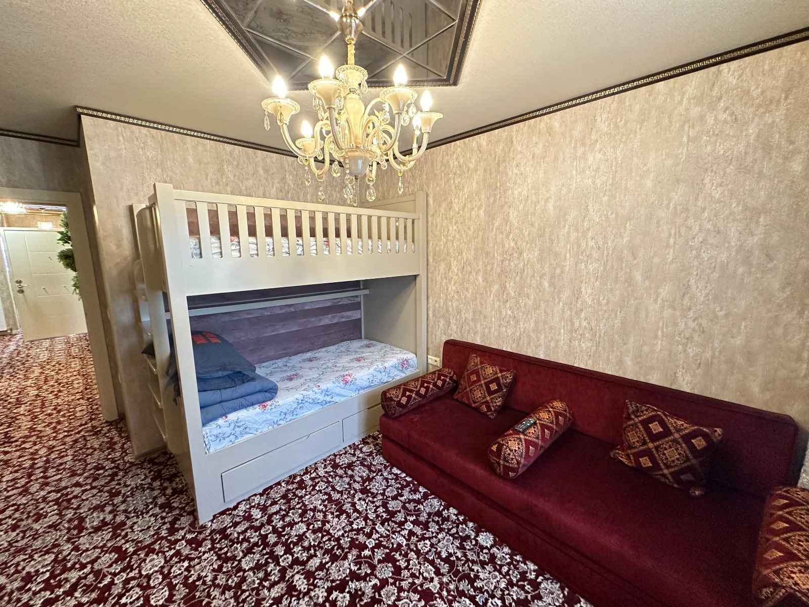 Kiralık Daire, İstanbul / AKŞEMSETTİN