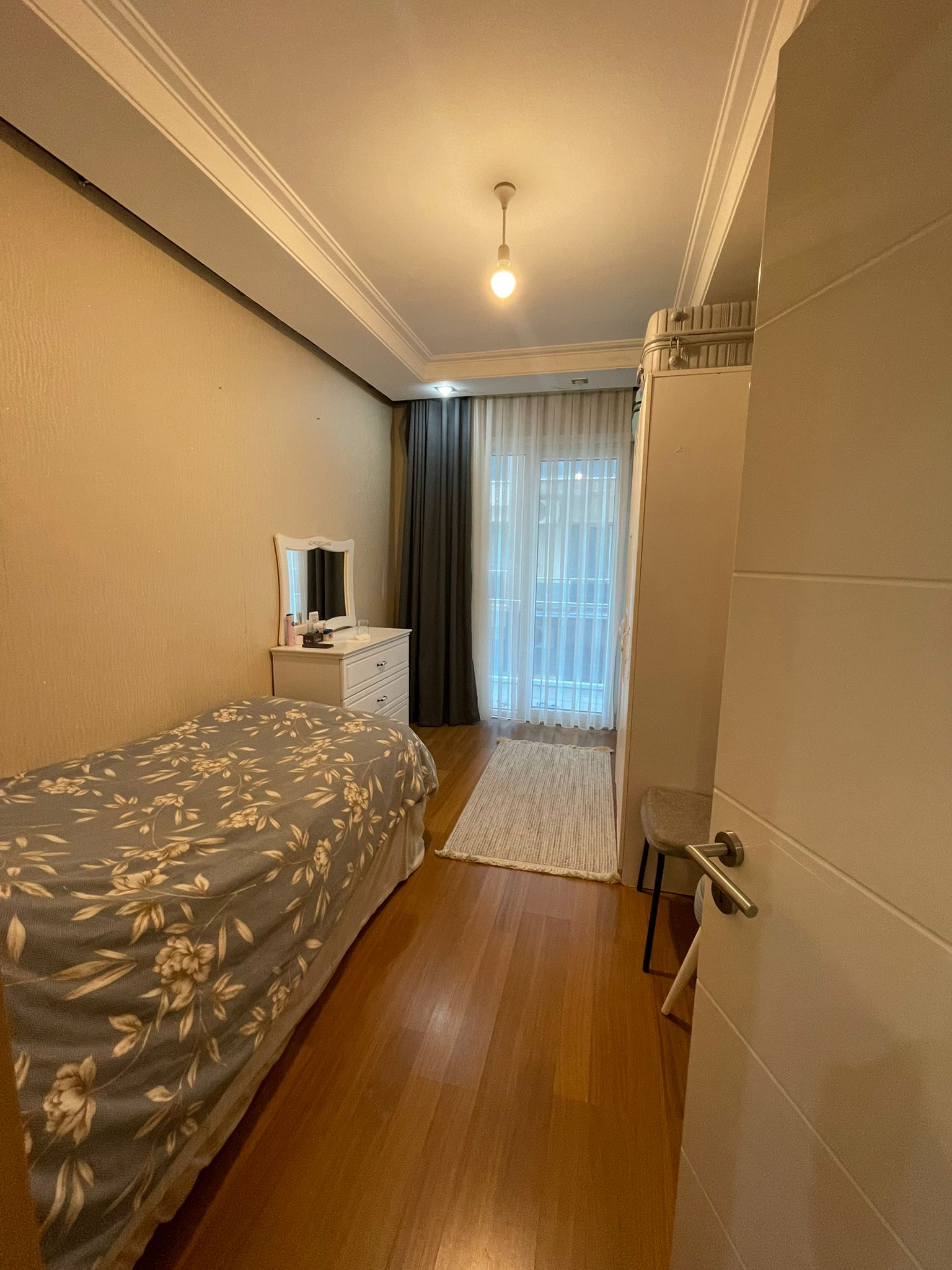 Kiralık Daire, İstanbul / CUMHURİYET