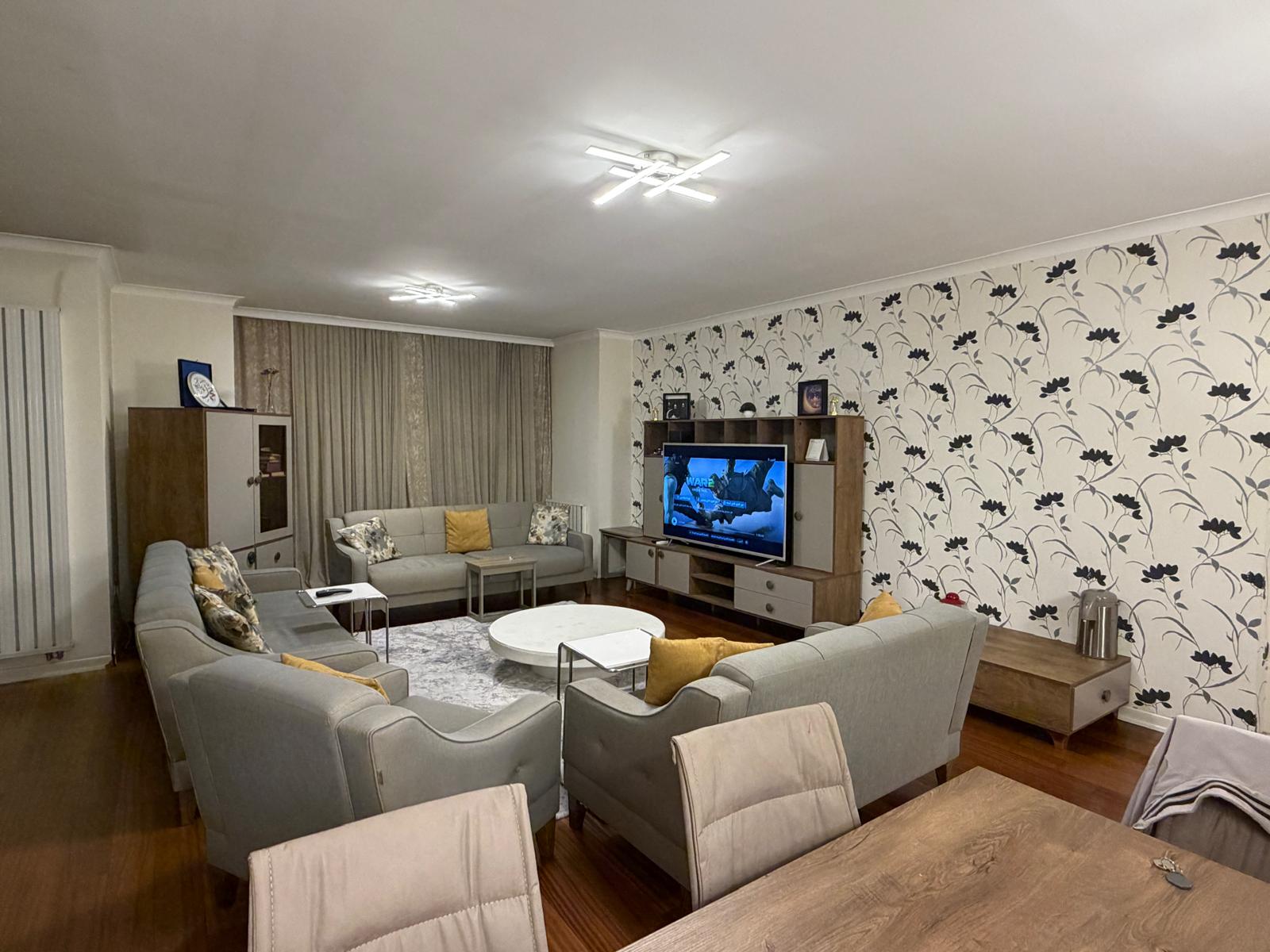 Kiralık Daire, İstanbul / ESENYURT / CUMHURİYET