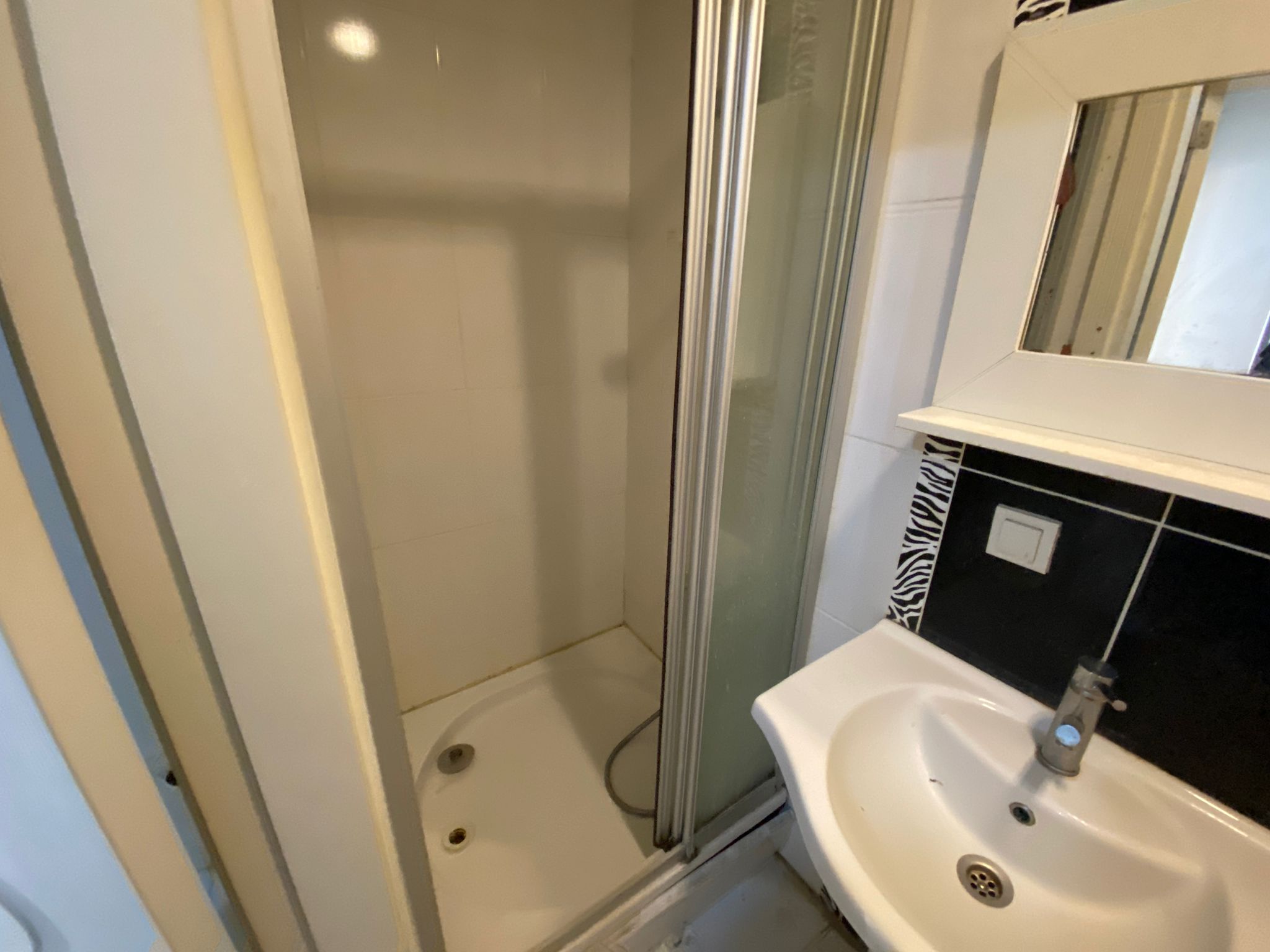 Kiralık Daire, İstanbul / ESENYURT / PİRİREİS